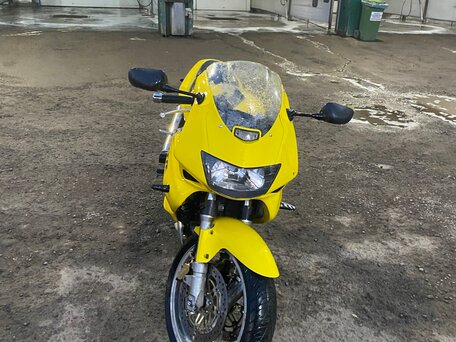2001 Honda VTR 1000, жёлтый, 325000 рублей, вид 3