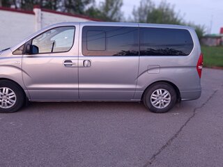2015 Hyundai H-1 II Рестайлинг, серый, 1549000 рублей, вид 3