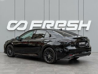 2020 Toyota Camry VIII (XV70), чёрный, 2840000 рублей, вид 2