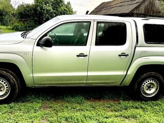 2016 Volkswagen Amarok I Рестайлинг, серебристый, 1900000 рублей, вид 3