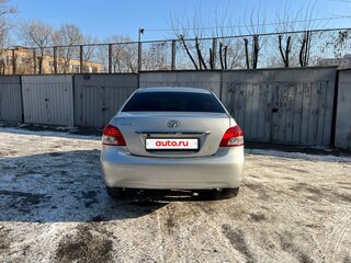 2010 Toyota Belta I, серый, 440000 рублей, вид 3