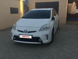2013 Toyota Prius III Рестайлинг (XW30), белый, 1300000 рублей, вид 1