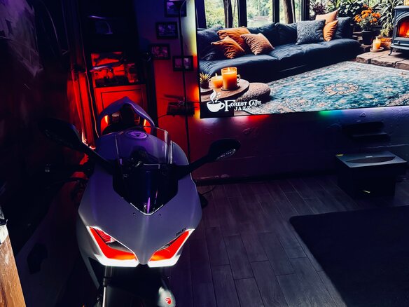 2023 Ducati Panigale V2, белый, 1800000 рублей - вид 7