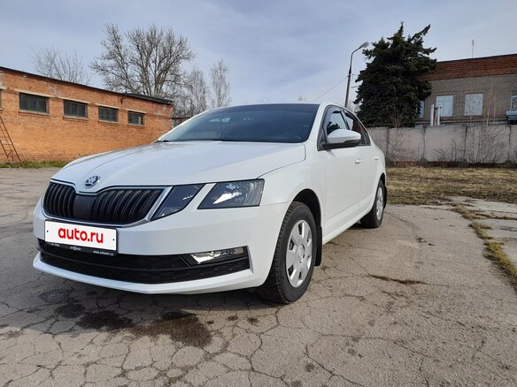 2020 Skoda Octavia III (A7) Рестайлинг, белый, 2150000 рублей - вид 9