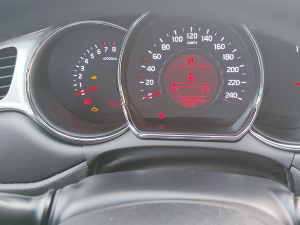 2017 Kia Ceed II Рестайлинг, коричневый, 1350000 рублей - вид 5