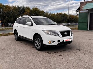 2015 Nissan Pathfinder IV, белый, 1550000 рублей, вид 2