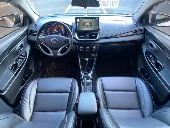 2023 Toyota Yaris L XP150 Рестайлинг, белый, 1234000 рублей - вид 6