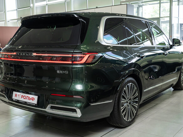 2025 Geely Galaxy M9 210, зелёный - вид 5