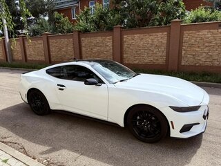 2023 Ford Mustang VII, белый, 5600000 рублей, вид 1