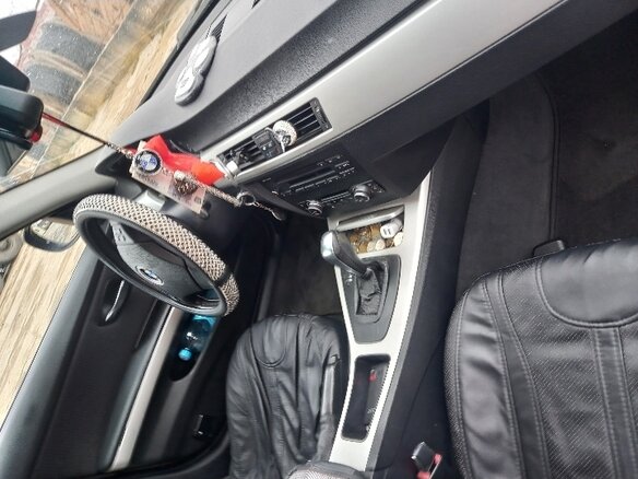 2010 BMW 3 серии 318i V (E90/E91/E92/E93) Рестайлинг, бежевый, 950000 рублей - вид 4