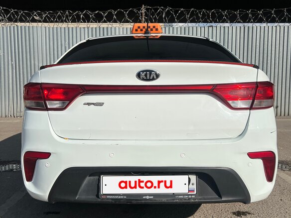 2018 Kia Rio IV, белый - вид 3