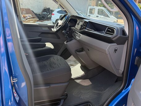 2020 Volkswagen Caravelle T6 Рестайлинг, синий, 3500000 рублей, вид 5