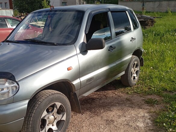 2007 Chevrolet Niva I, серый, 330000 рублей - вид 4