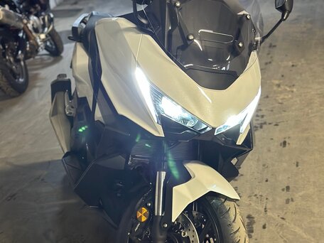 2026 Honda Forza, белый, 1650000 рублей, вид 2