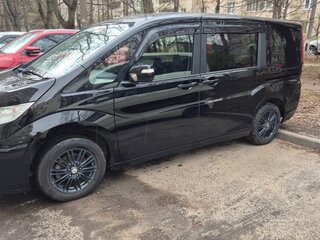 2015 Honda Stepwgn V, чёрный, 1750000 рублей, вид 4