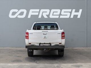 2015 Mitsubishi L200 V, белый, 1670000 рублей, вид 4