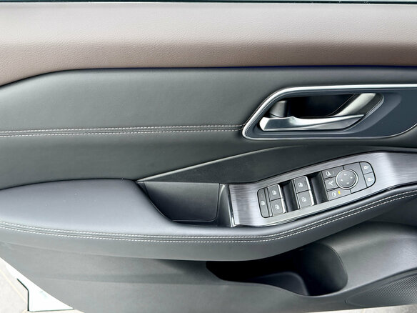 2024 Nissan X-Trail IV, белый - вид 13