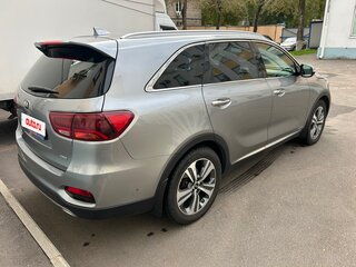 2019 Kia Sorento III Prime Рестайлинг, серый, 3950000 рублей, вид 4