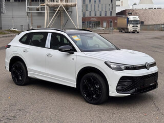 2026 Volkswagen Tiguan III (NA Market), белый, 4760100 рублей, вид 1