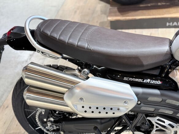 2024 Triumph Scrambler, серый, 1800000 рублей - вид 8