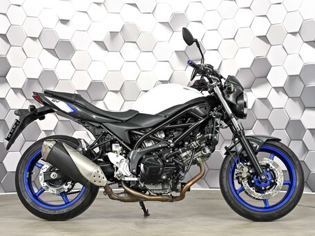 2016 Suzuki SV 650, белый, 527000 рублей, вид 3