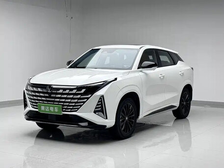 2026 Changan UNI-Z, белый, 1885000 рублей, вид 2