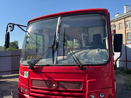 2017 ПАЗ 3204, красный, 770000 рублей, вид 2