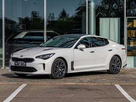 Kia Stinger I