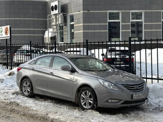 2011 Hyundai Sonata VI (YF), серый, 920000 рублей, вид 1