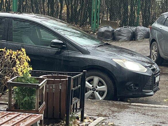 2012 Ford Focus III, чёрный - вид 16
