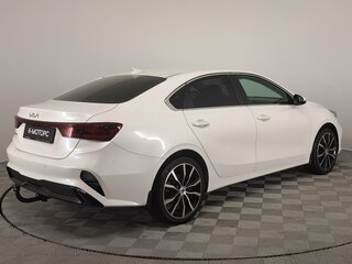 2022 Kia Cerato IV Рестайлинг, белый, 2210000 рублей, вид 5