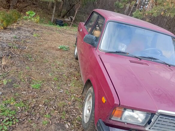 2003 Lada (ВАЗ) 2107, красный, 100000 рублей - вид 2