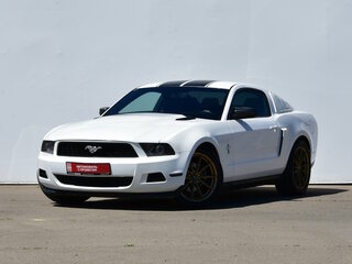 Ford Mustang V Рестайлинг