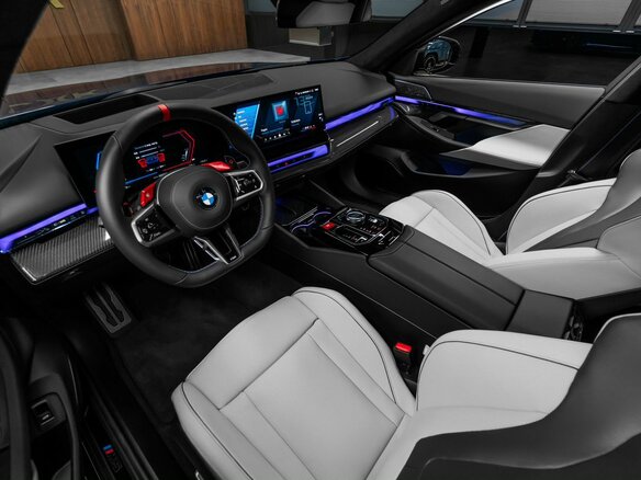 2026 BMW M5 VII (G90), синий, 22800000 рублей - вид 17