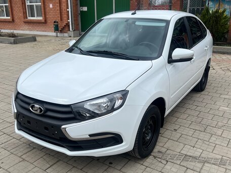 2025 Lada (ВАЗ) Granta I Рестайлинг, белый, 965000 рублей, вид 1