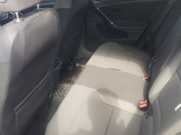 2013 Volkswagen Golf VII, серый, 1300000 рублей - вид 24