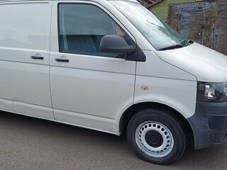 2012 Volkswagen Transporter T5 Рестайлинг, белый, 1200000 рублей, вид 4
