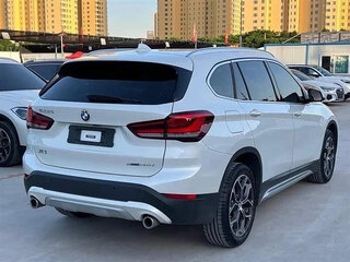 2021 BMW X1 18i sDrive II (F48) Рестайлинг, белый, 2200000 рублей, вид 3
