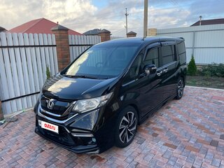 2017 Honda Stepwgn V, чёрный, 2000000 рублей, вид 5