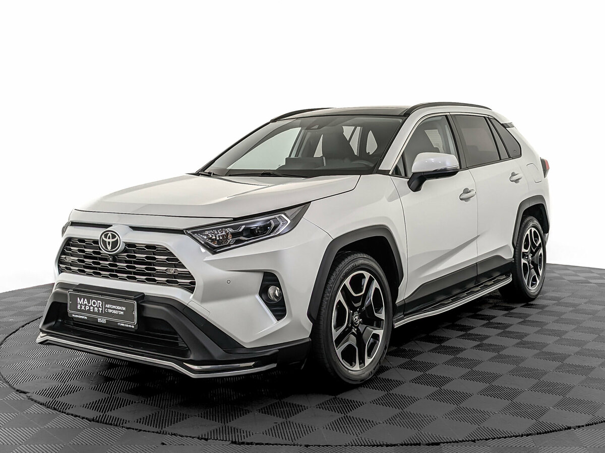 Открыть фотографии: Toyota RAV4 V (XA50)