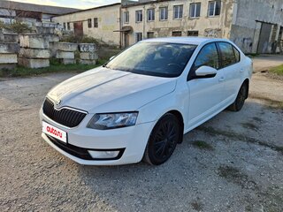 2013 Skoda Octavia III (A7), белый, 900000 рублей, вид 4