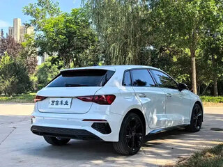 2023 Audi A3 Sportback 35 TFSI IV (8Y), белый, 2070000 рублей, вид 3