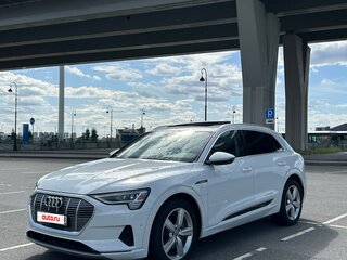 2019 Audi e-tron 55 I, белый, 4000000 рублей, вид 1