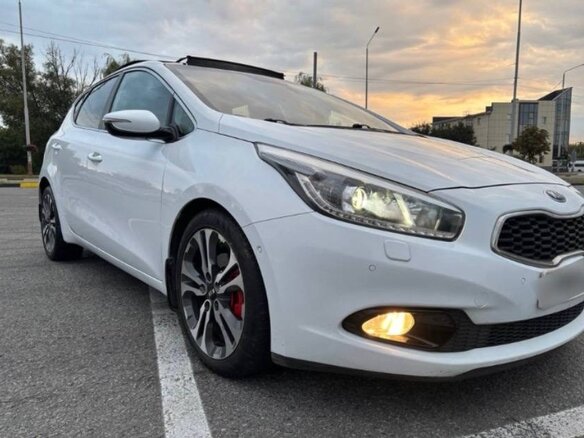 2013 Kia Ceed II, белый, 1170000 рублей