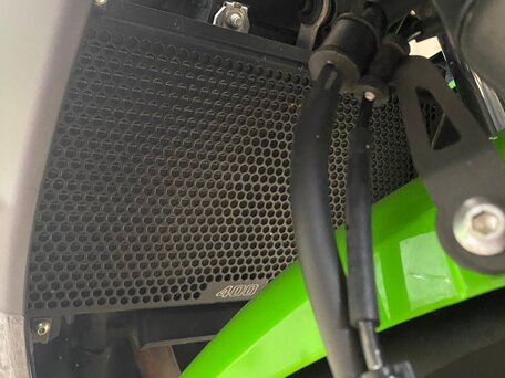2019 Kawasaki Ninja 400, зелёный, 630000 рублей, вид 4