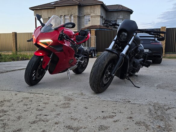 2021 Ducati Panigale V4, красный, 2390000 рублей - вид 6
