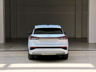 2024 Audi Q4 e-tron 45 I, белый, 3930000 рублей, вид 5