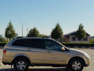 2010 SsangYong Kyron 5-speed I Рестайлинг, бежевый, 730000 рублей, вид 4