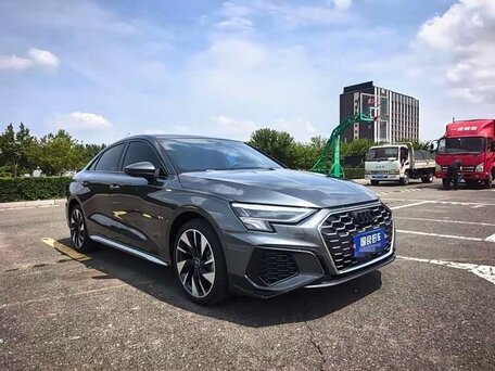 2023 Audi A3 35 TFSI Long IV (8Y), серый, 2330000 рублей, вид 3