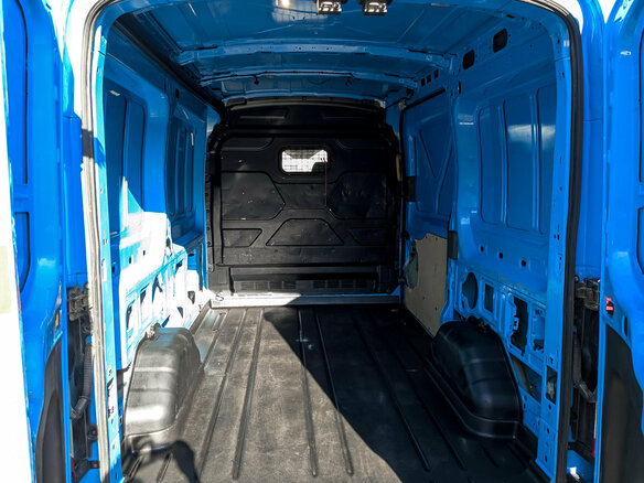 2020 Ford Transit, синий, 1799000 рублей - вид 9